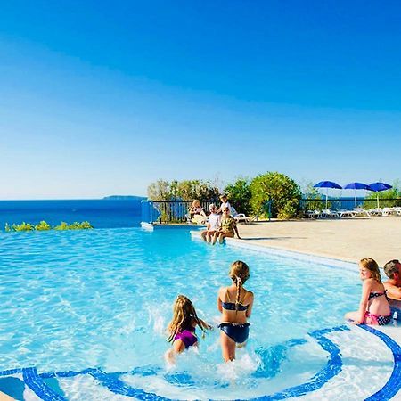 Mazet « Domaine De La Pinede » Appartement Le Lavandou Buitenkant foto