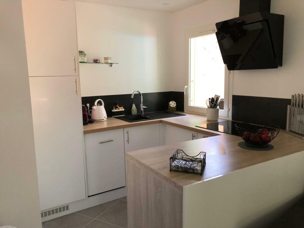 Mazet « Domaine De La Pinede » Appartement Le Lavandou Buitenkant foto